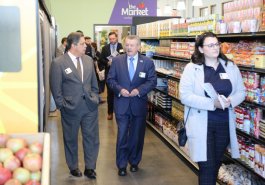 April 29, 2022: Senator Brewster attends the ribbon cutting of  Greater Pittsburgh Community Food Bank’s The Market, a new onsite food pantry.