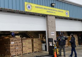 December 6, 2022: Senator Jim Brewster in partnership with the Greater Pittsburgh Community Food bank hosted a Holiday Drive-Up Food Distribution Event distributing over 13,000 lbs of food!