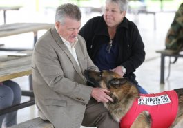 April 26, 2022:  Senator Jim Brewster hosted a FREE Informational Pet Training Session at Renziehausen Par where dog owners gained training knowledge from professional trainers.